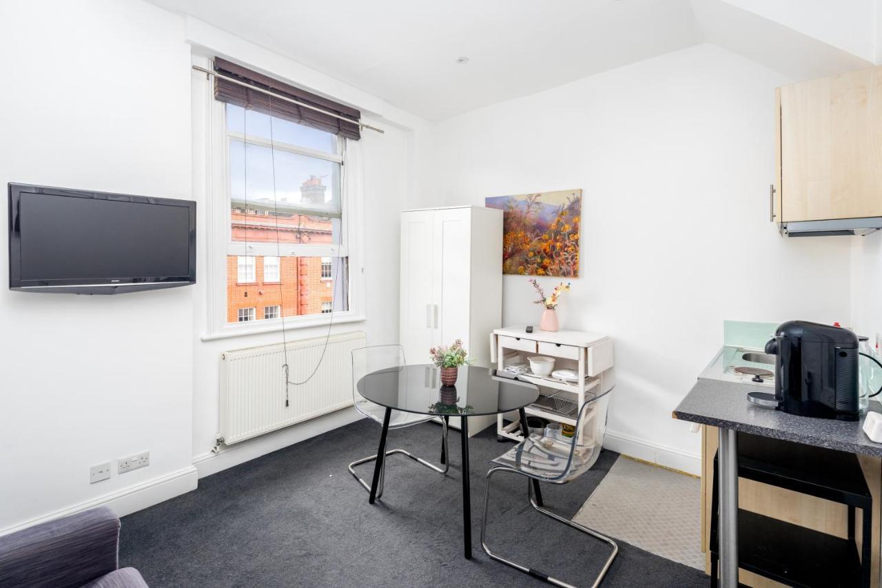 Cosy 1-Bed Flat On King'S Road In Chelsea, West London Exterior photo