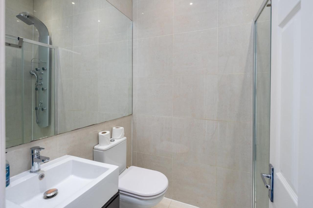 Cosy 1-Bed Flat On King'S Road In Chelsea, West London Exterior photo